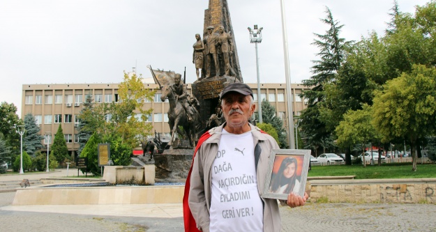 Kızı PKK tarafından kaçırılan baba, İzmir'den Ankara'ya yaptığı umut yürüyüşünde Uşak'a ulaştı