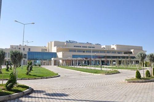 Uşak Devlet Hastanesi Göz Polikliniği 6 Ay Sonraya Ameliyat Randevusu Veriyor